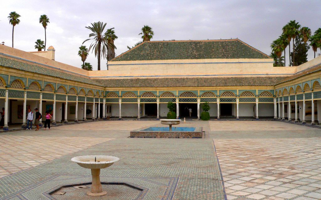 https://www.guidetourmarrakech.com/wp-content/uploads/2018/09/el_bahia_palace_and_gardens_2053_jpg_original-1024x640.jpg